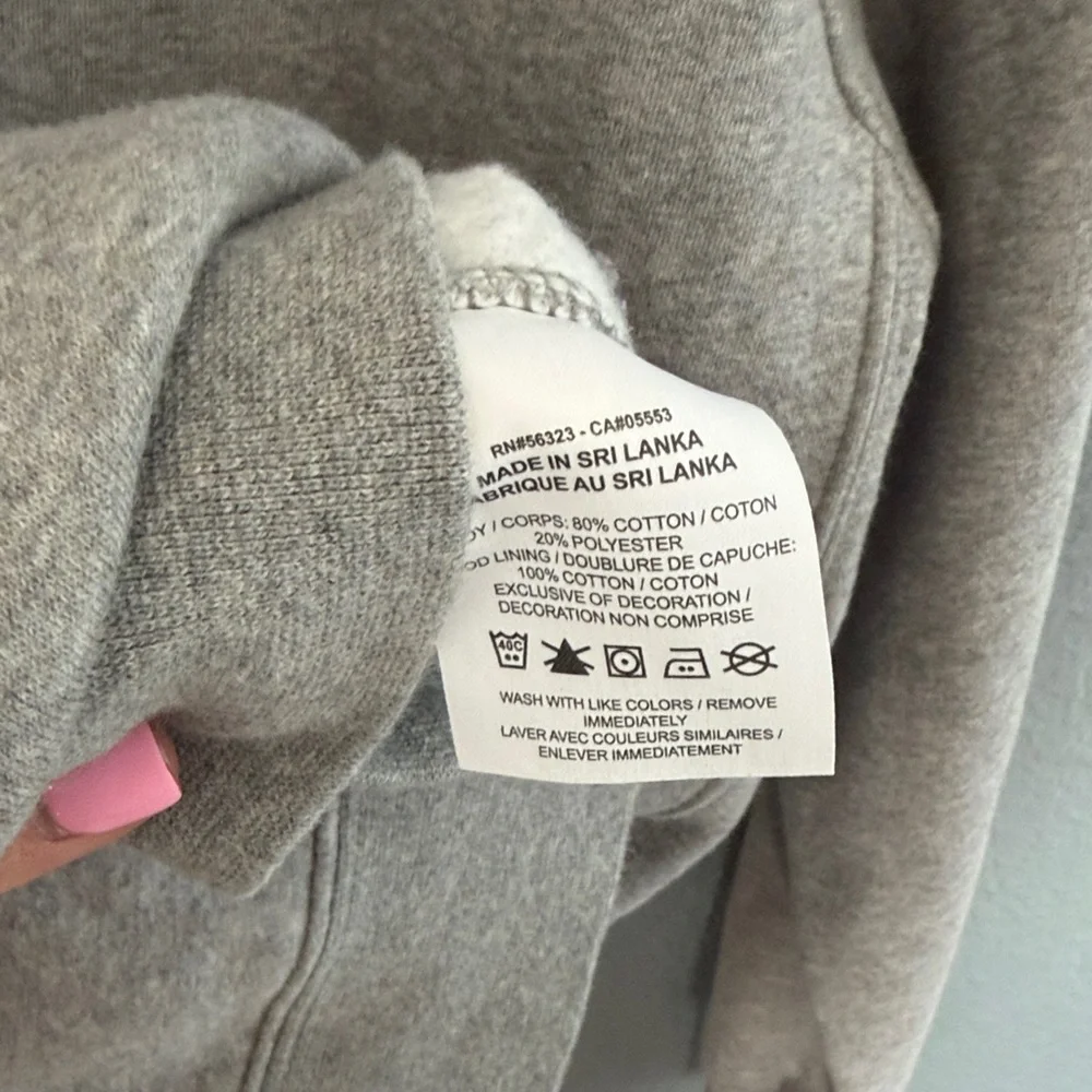 Nike Men’s Sportwear Club Fleece Hoodie in Gray size medium